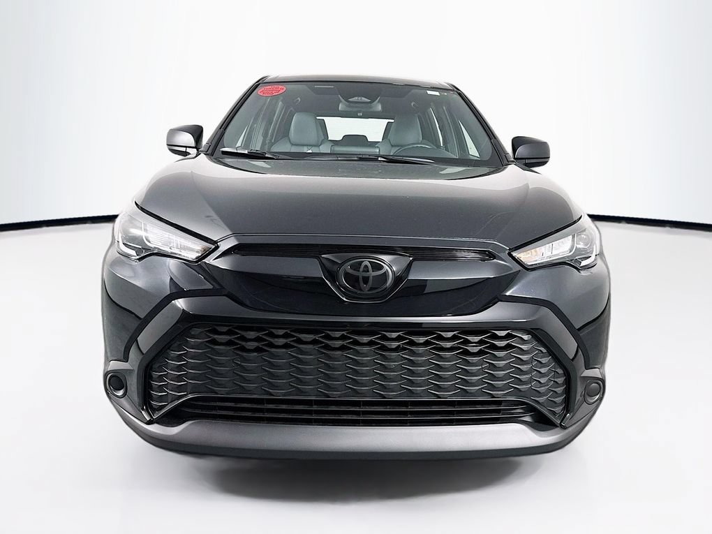 Used 2025 Toyota Corolla Cross AWD Hybrid image 2