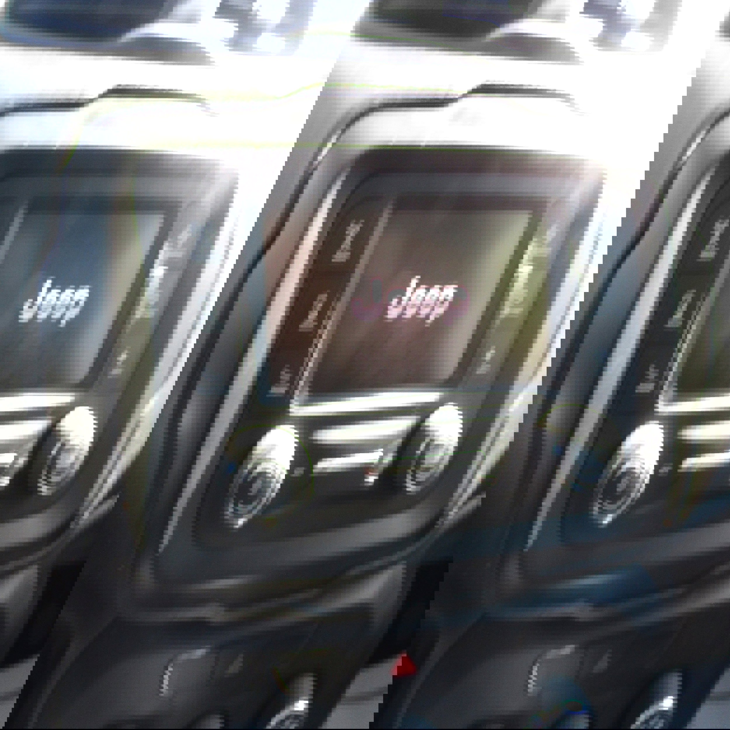 Used 2019 Jeep Renegade Sport image 15