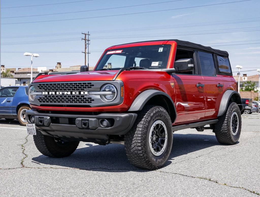 Used 2023 Ford Bronco Badlands w/ Sasquatch Package image 8