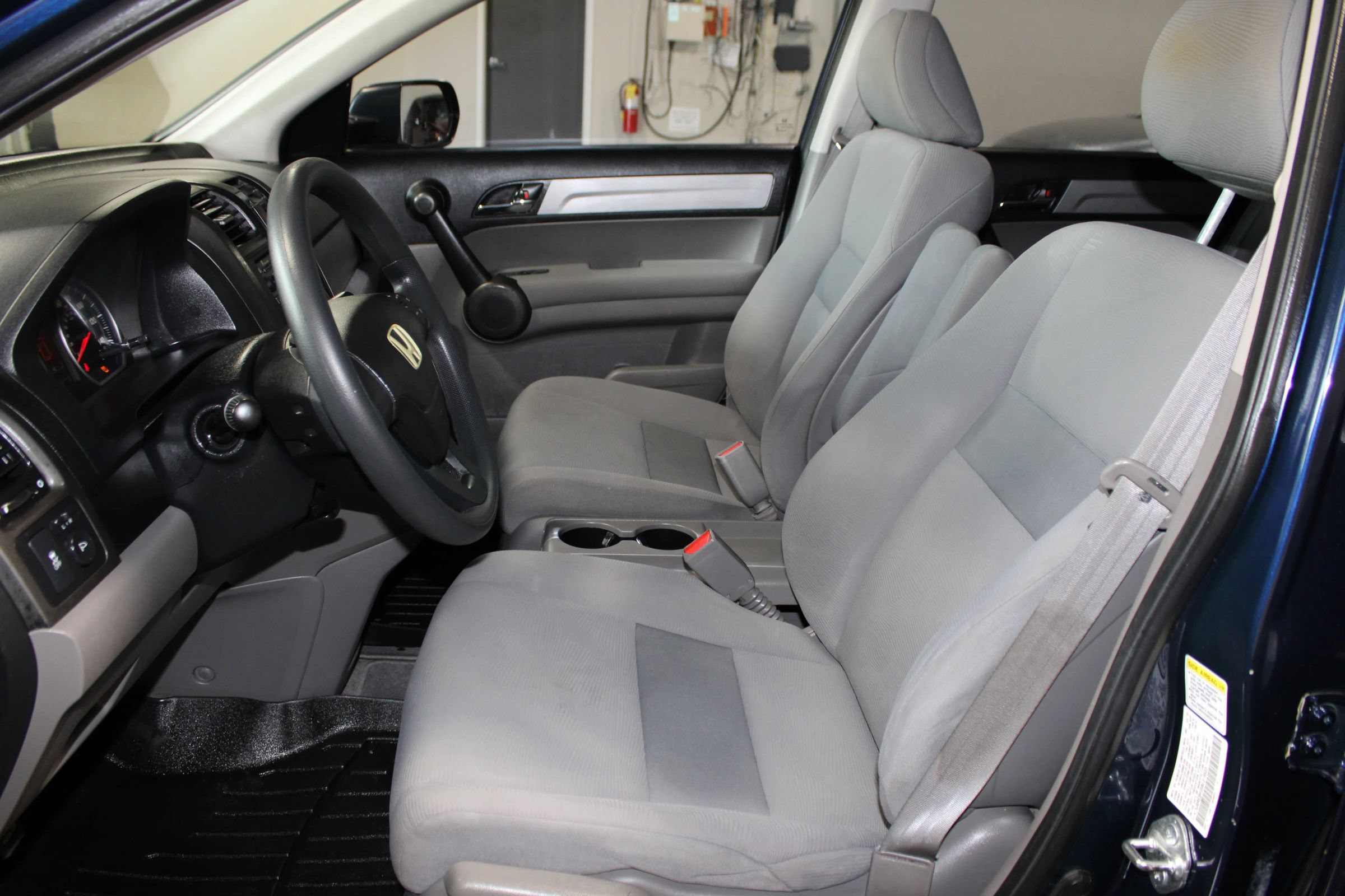 Used 2011 Honda CR-V LX image 21