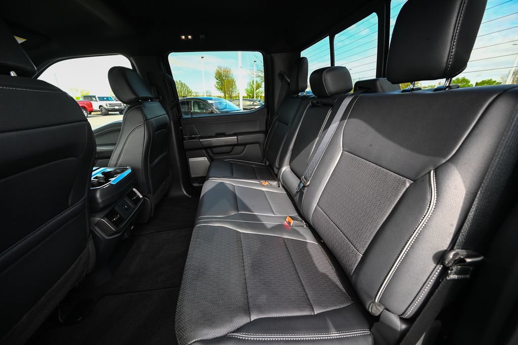 Used 2025 Ford F150 Lariat AWD/4WD image 21