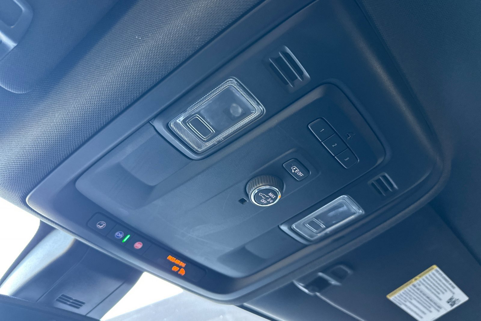 Used 2021 GMC Yukon SLT image 26