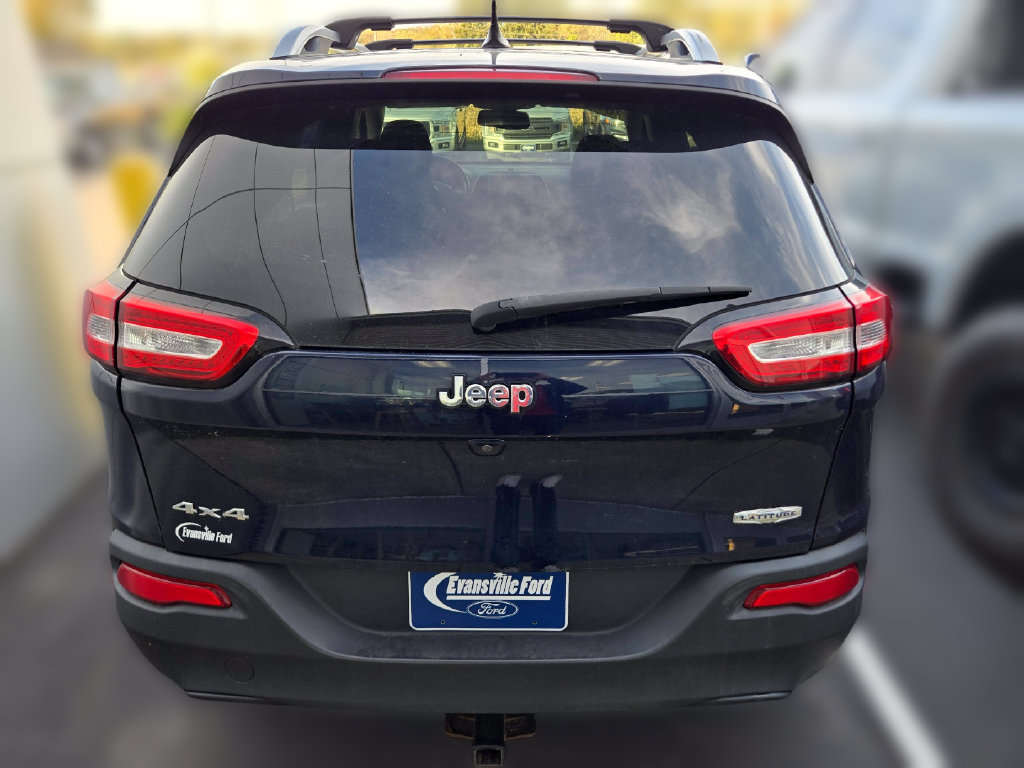 Used 2015 Jeep Cherokee Latitude AWD/4WD image 5