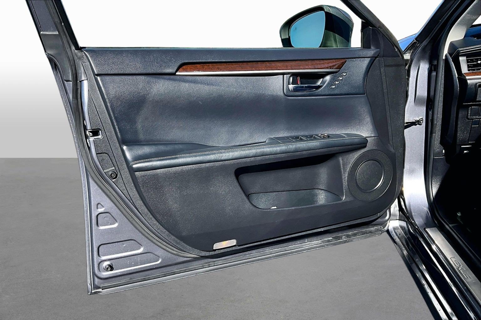 Used 2015 Lexus ES 350 w/ Luxury Package FWD image 17