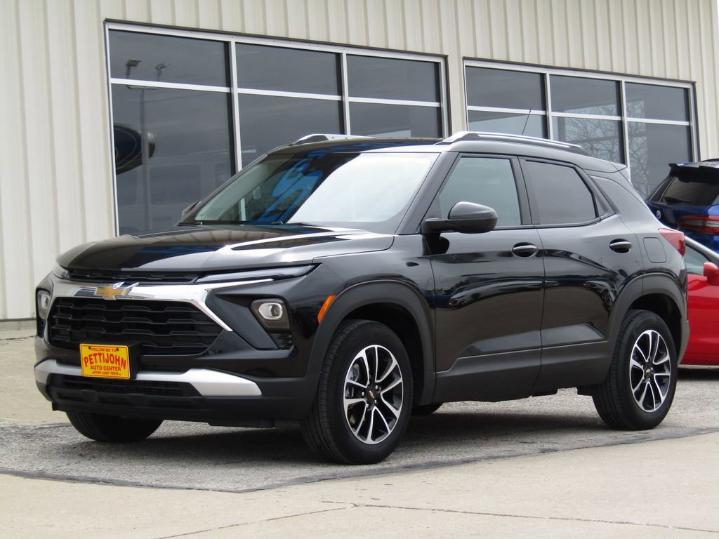 Used 2025 Chevrolet TrailBlazer LT image 12