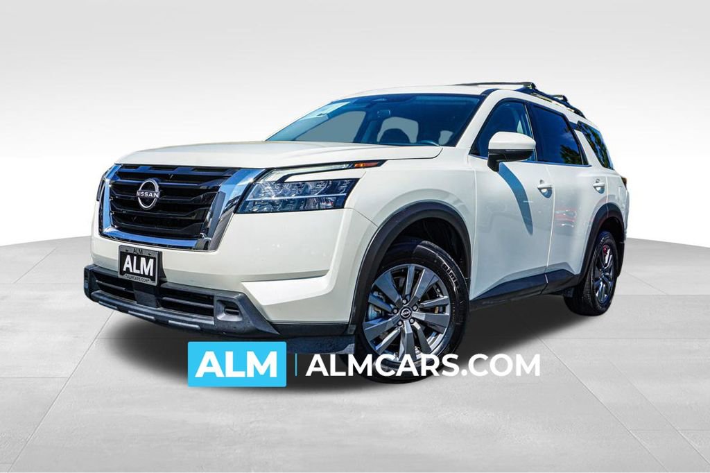 Used 2022 Nissan Pathfinder SV
