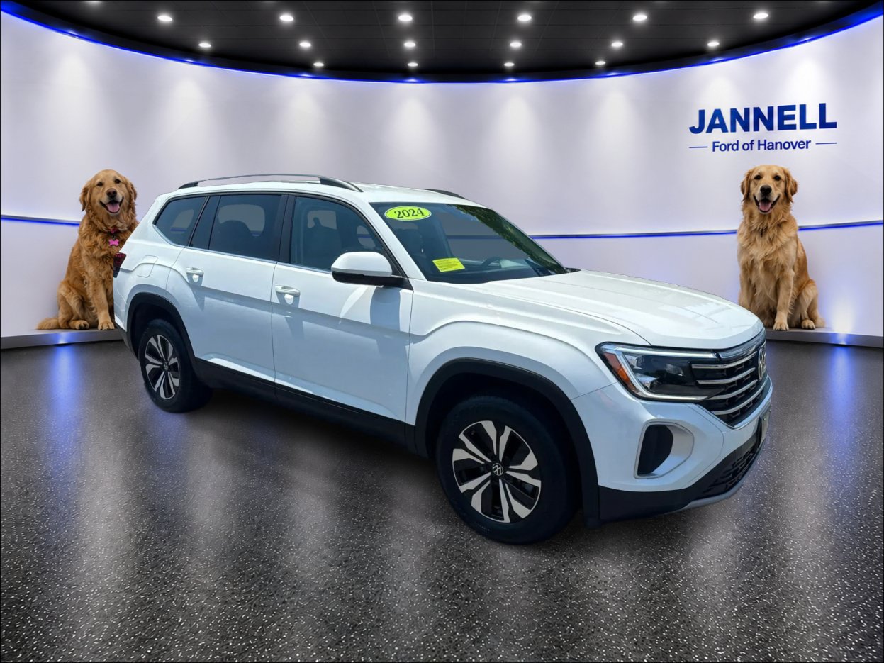 Used 2024 Volkswagen Atlas SE AWD/4WD image 3