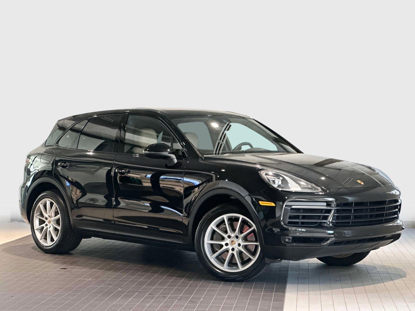 Certified 2021 Porsche Cayenne image 9
