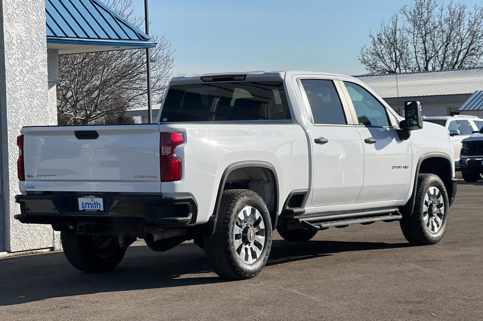 Used 2024 Chevrolet Silverado 2500 Custom w/ Custom Value Package image 3