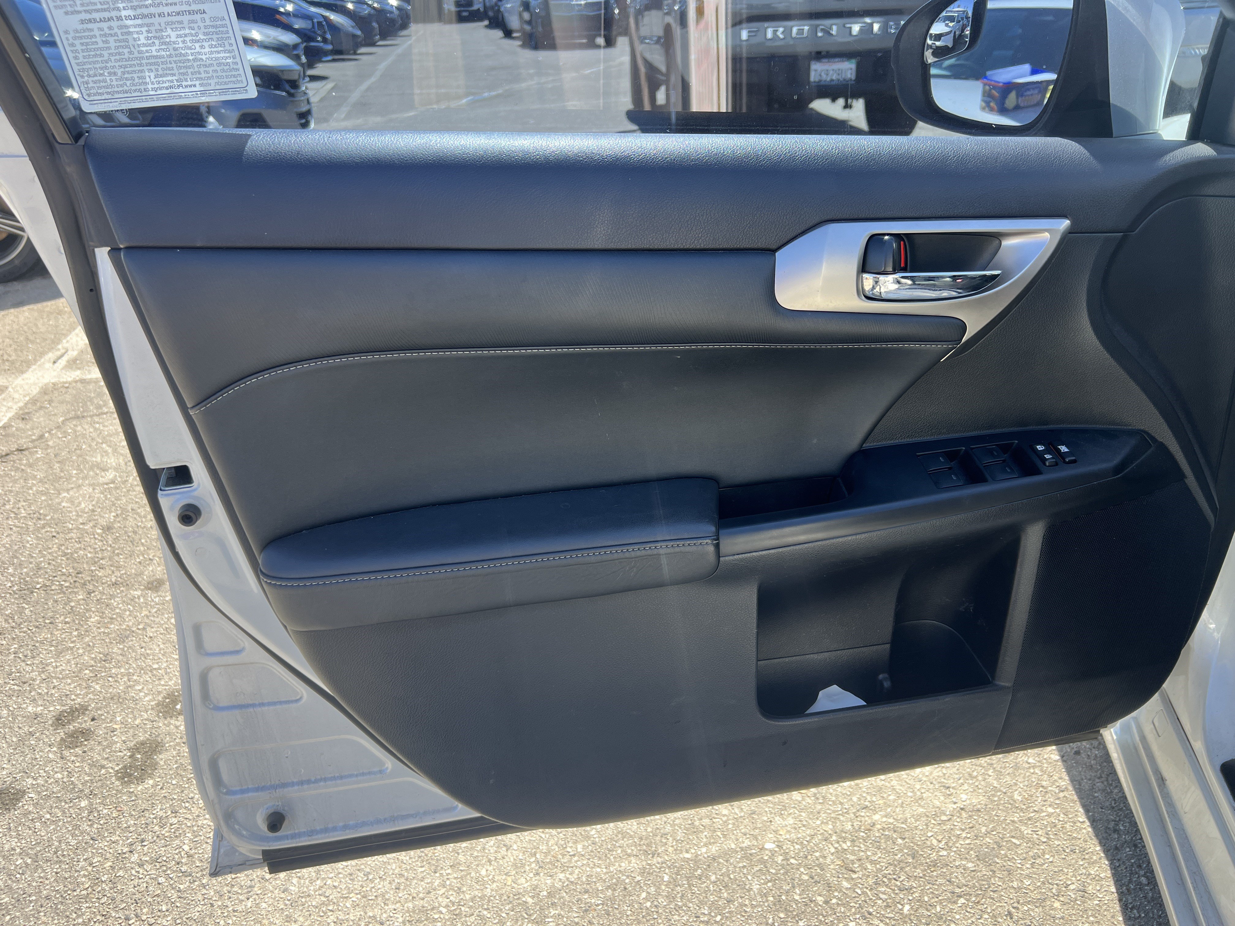 Used 2015 Lexus CT 200h FWD image 13
