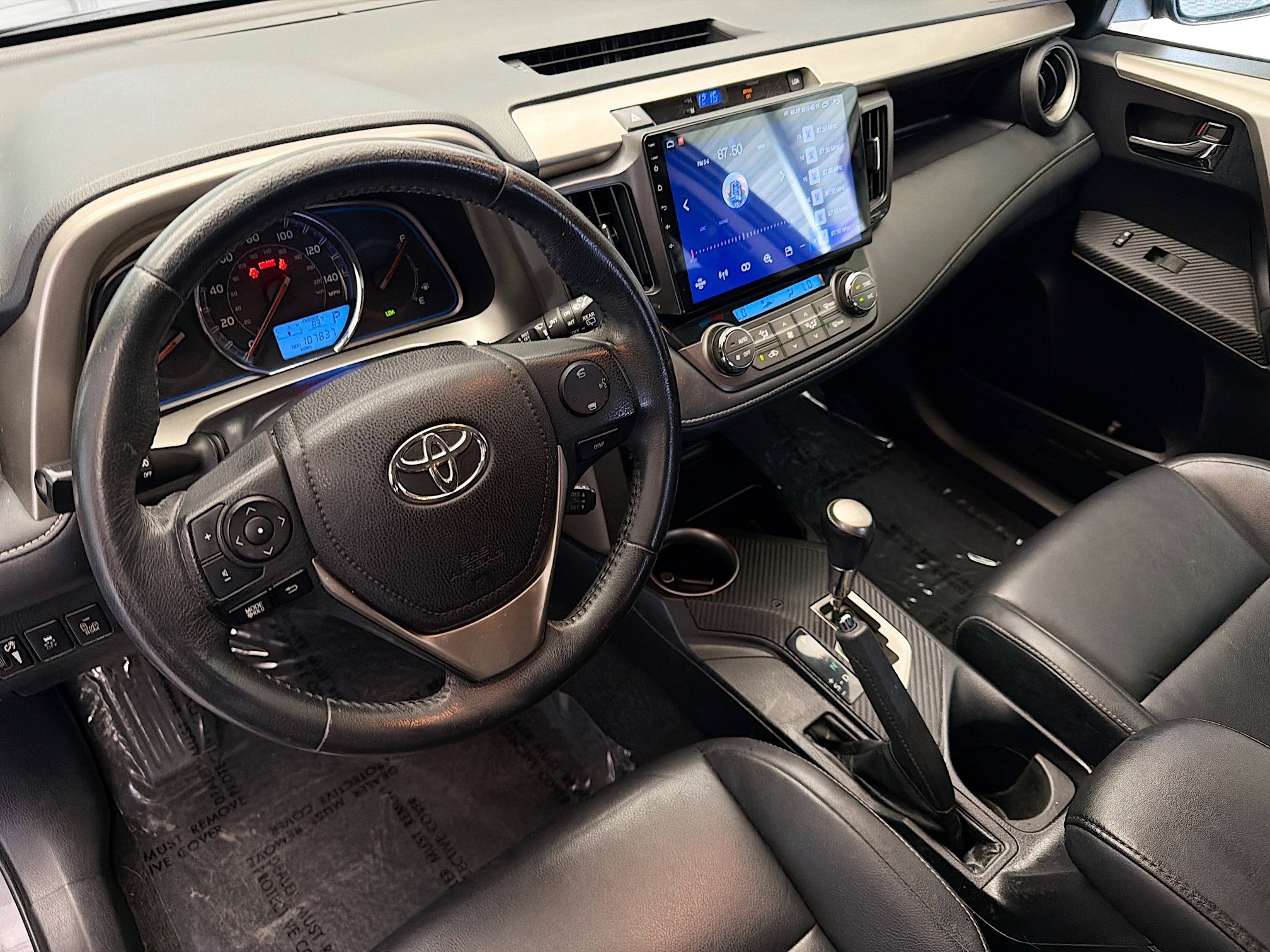 Used 2015 Toyota RAV4 Limited w/ Technology Package FWD image 7
