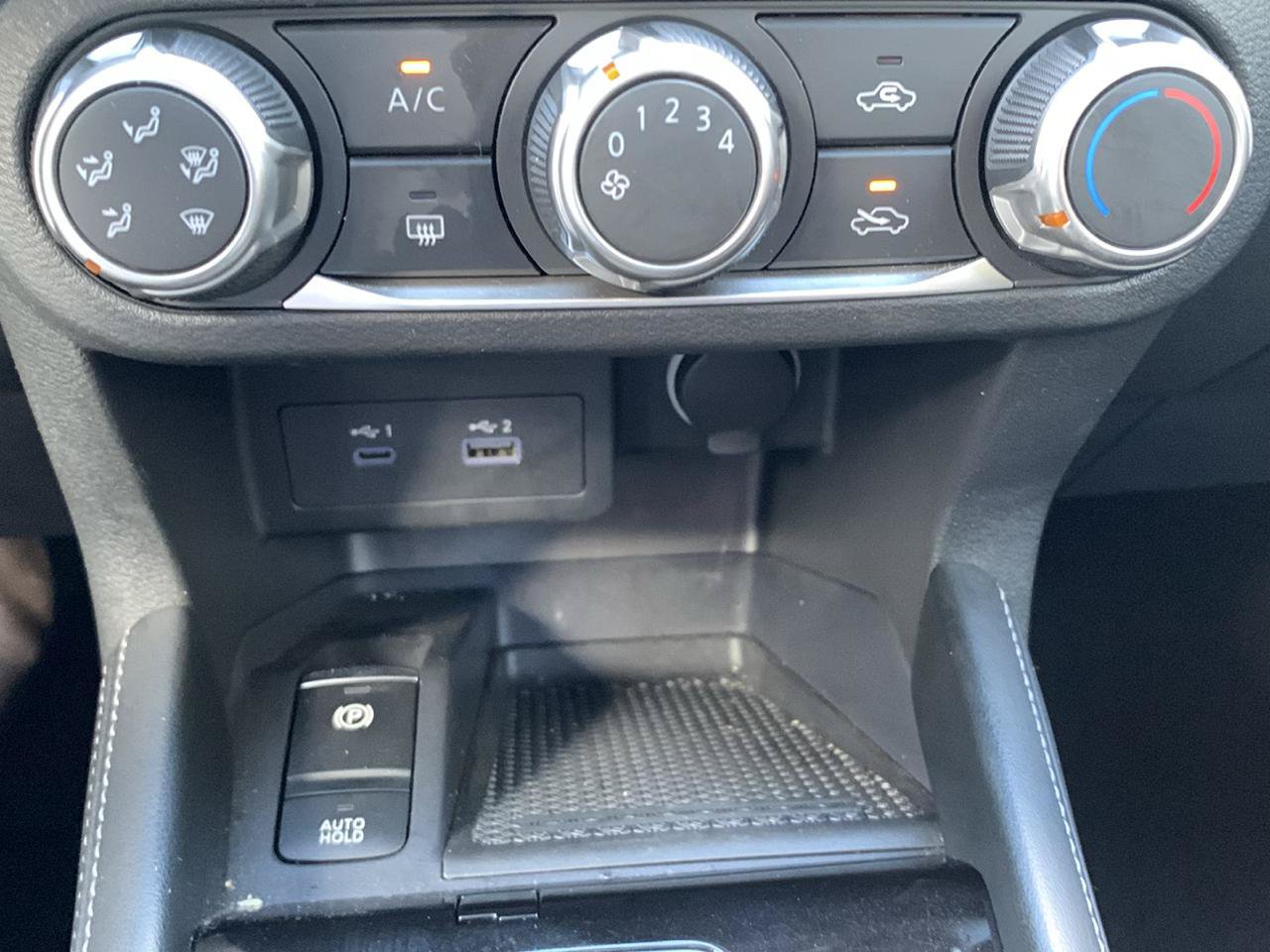 Used 2023 Nissan Kicks SV FWD image 13
