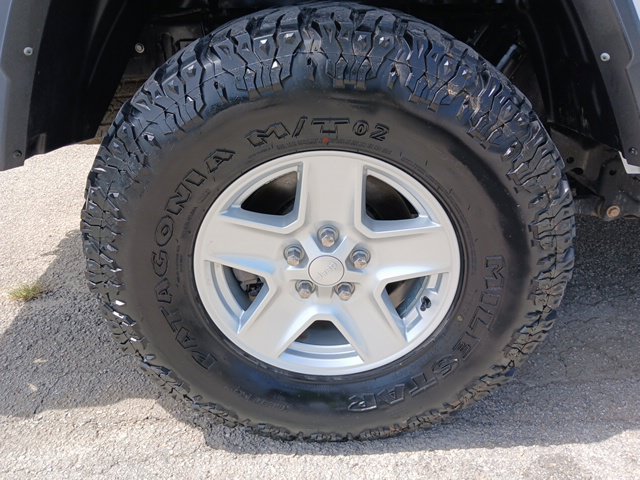 Used 2022 Jeep Gladiator Sport AWD/4WD image 50