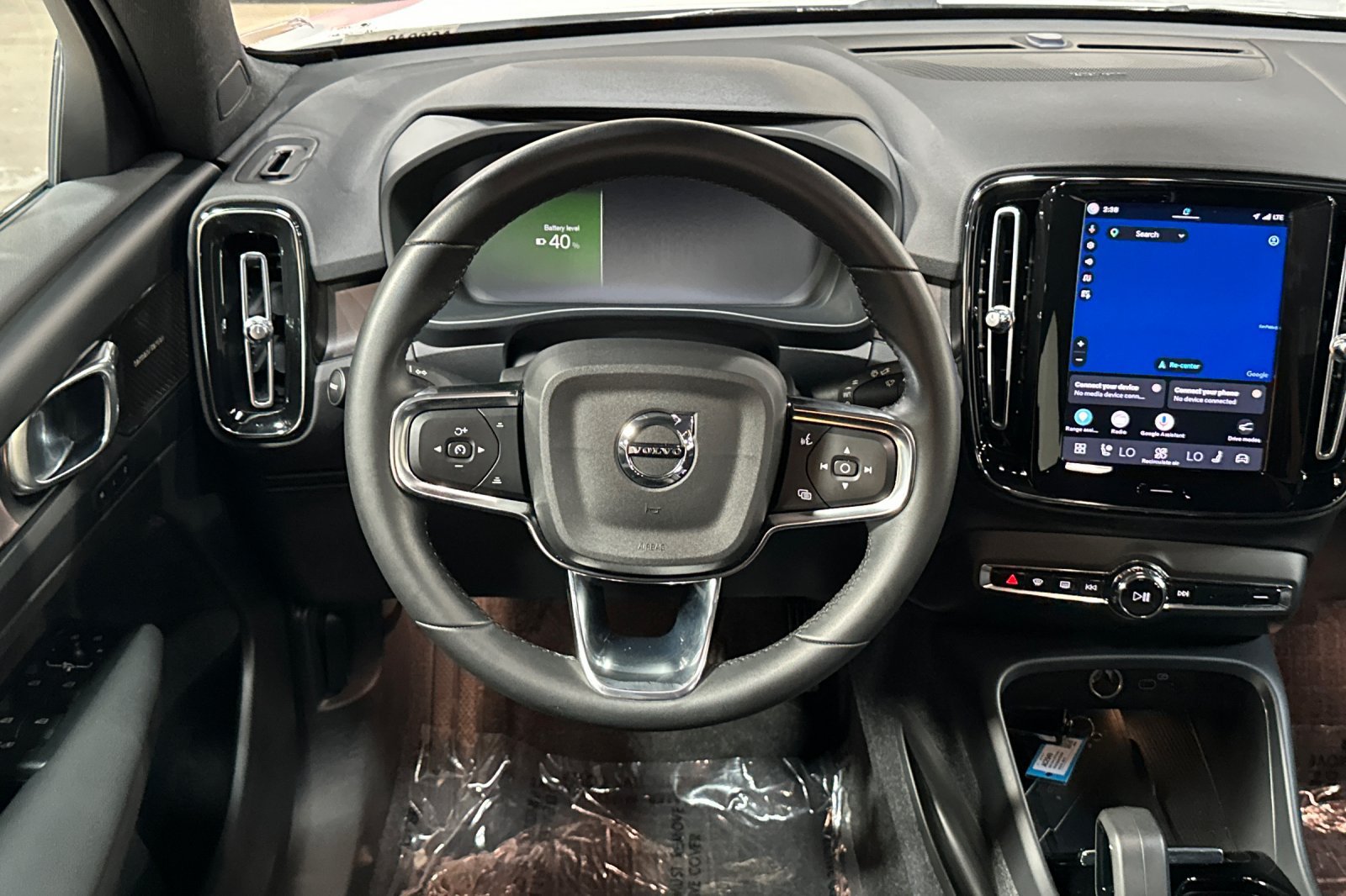 Certified 2023 Volvo C40 P8 Recharge Ultimate w/ Protection Package Premier AWD/4WD image 17