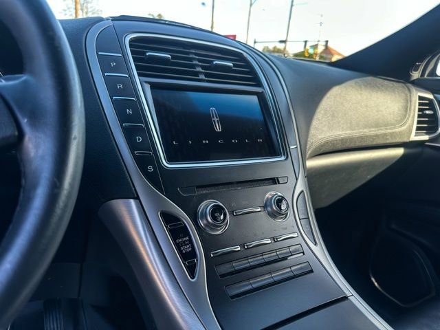 Used 2016 Lincoln MKX Premiere image 18