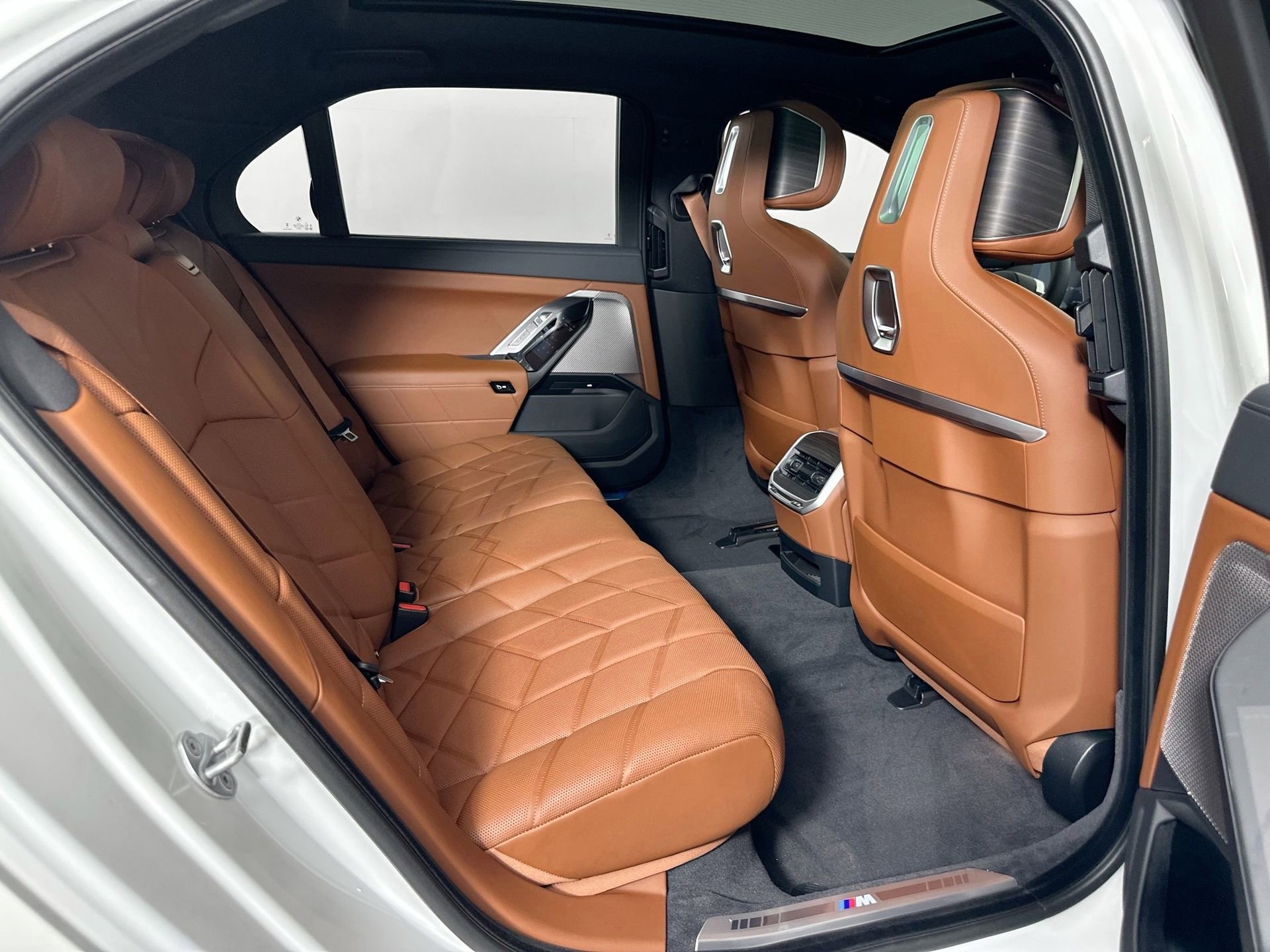 New 2026 BMW i7 eDrive50 w/ M Sport Package image 24