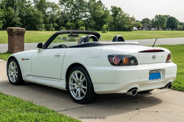 Used 2004 Honda S2000 image 6