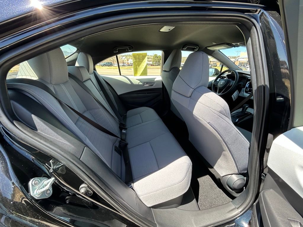 Used 2026 Toyota Corolla SE FWD image 25