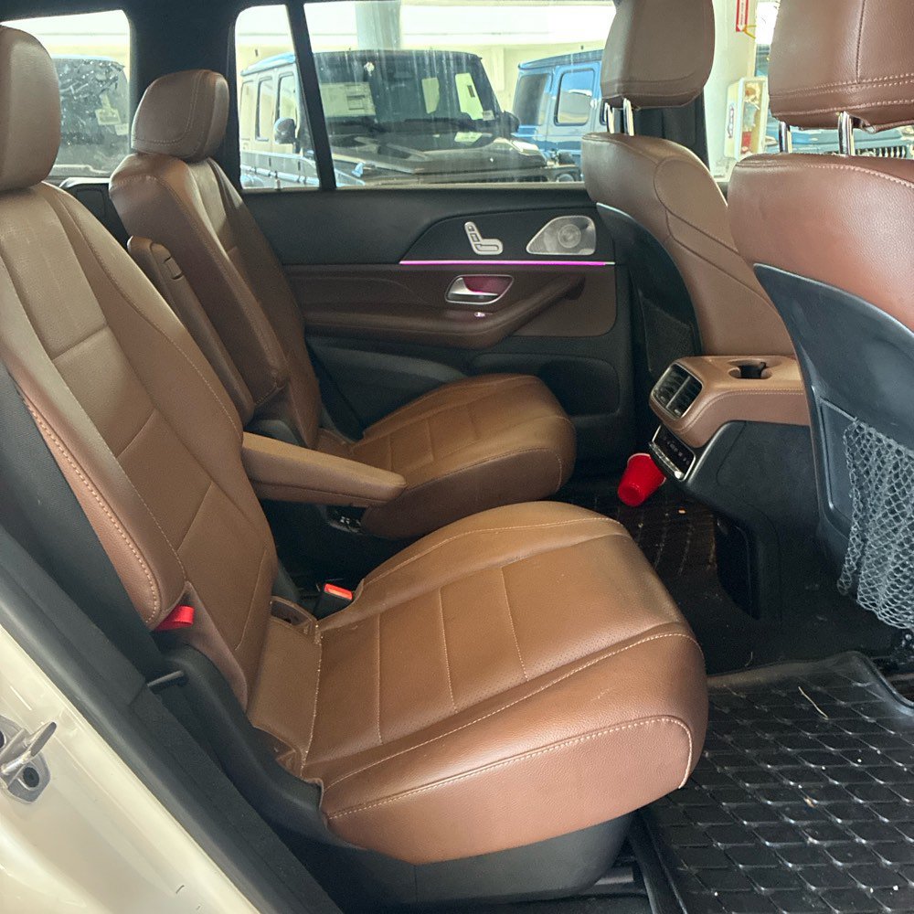 Used 2024 Mercedes-Benz GLS 450 4MATIC w/ AMG Line Exterior image 13