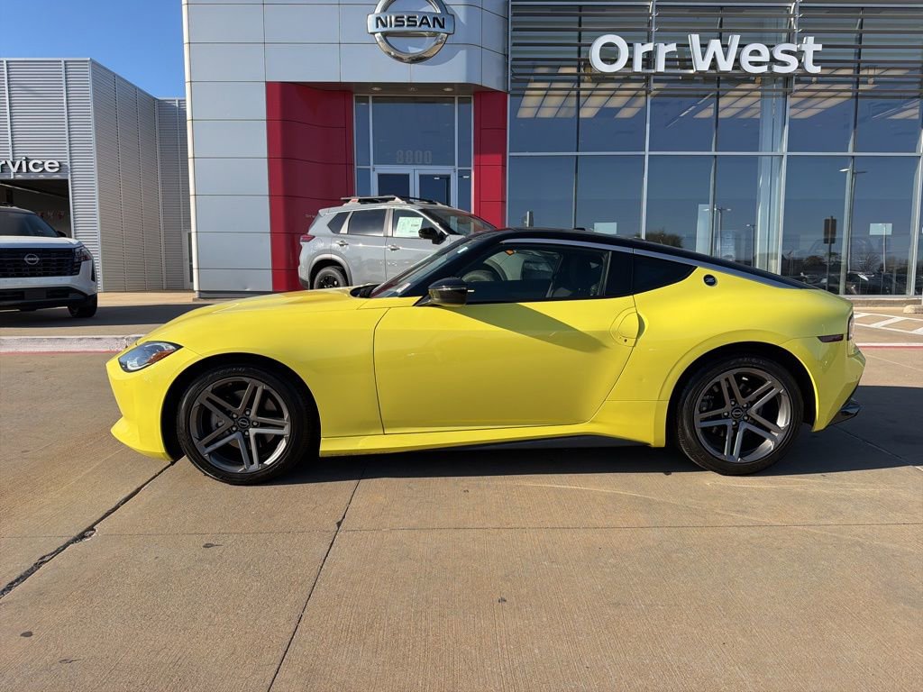 Used 2024 Nissan Z Sport w/ Floor Mat Package image 2
