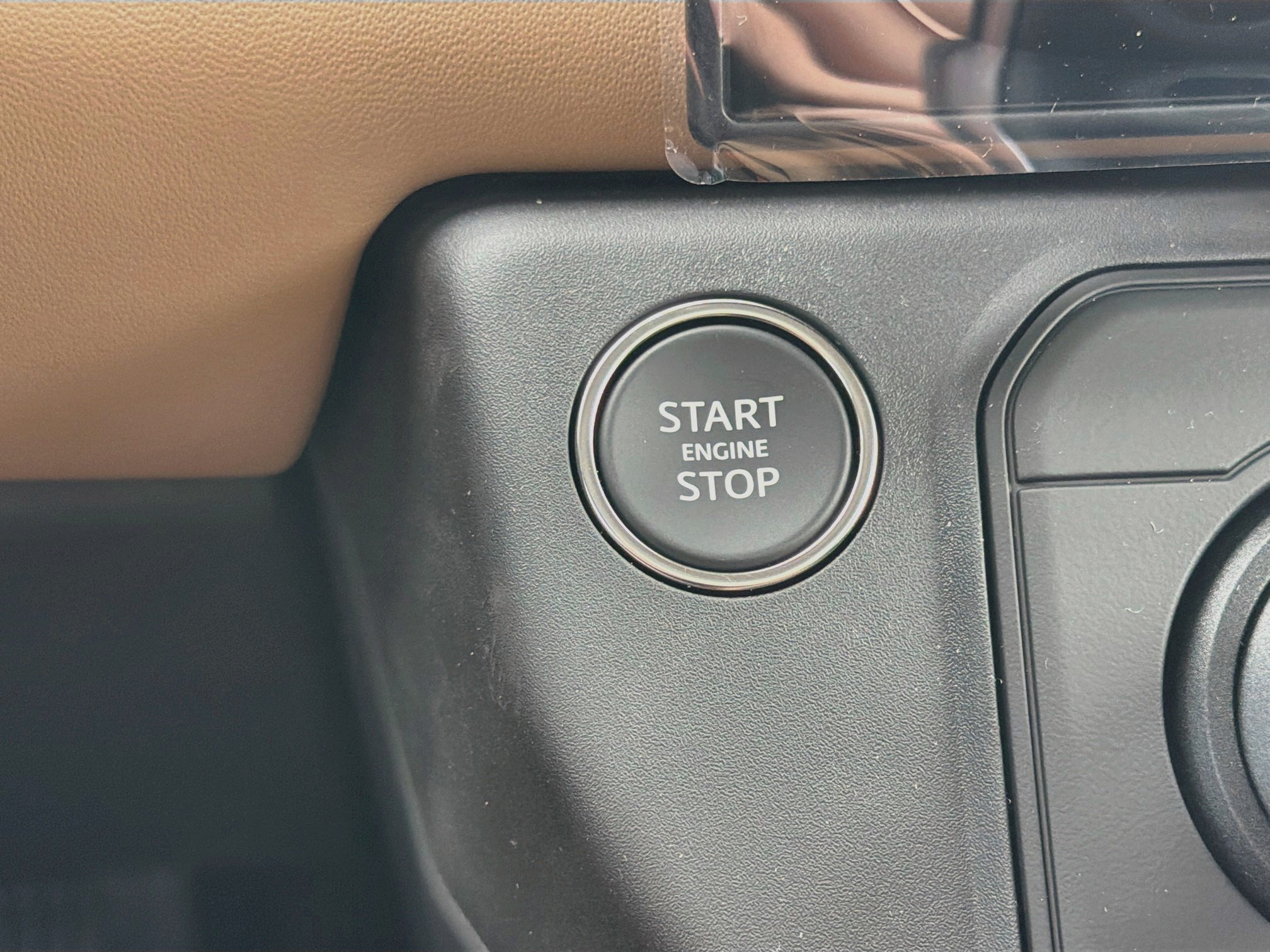 New 2026 Land Rover Defender 110 S AWD/4WD image 36