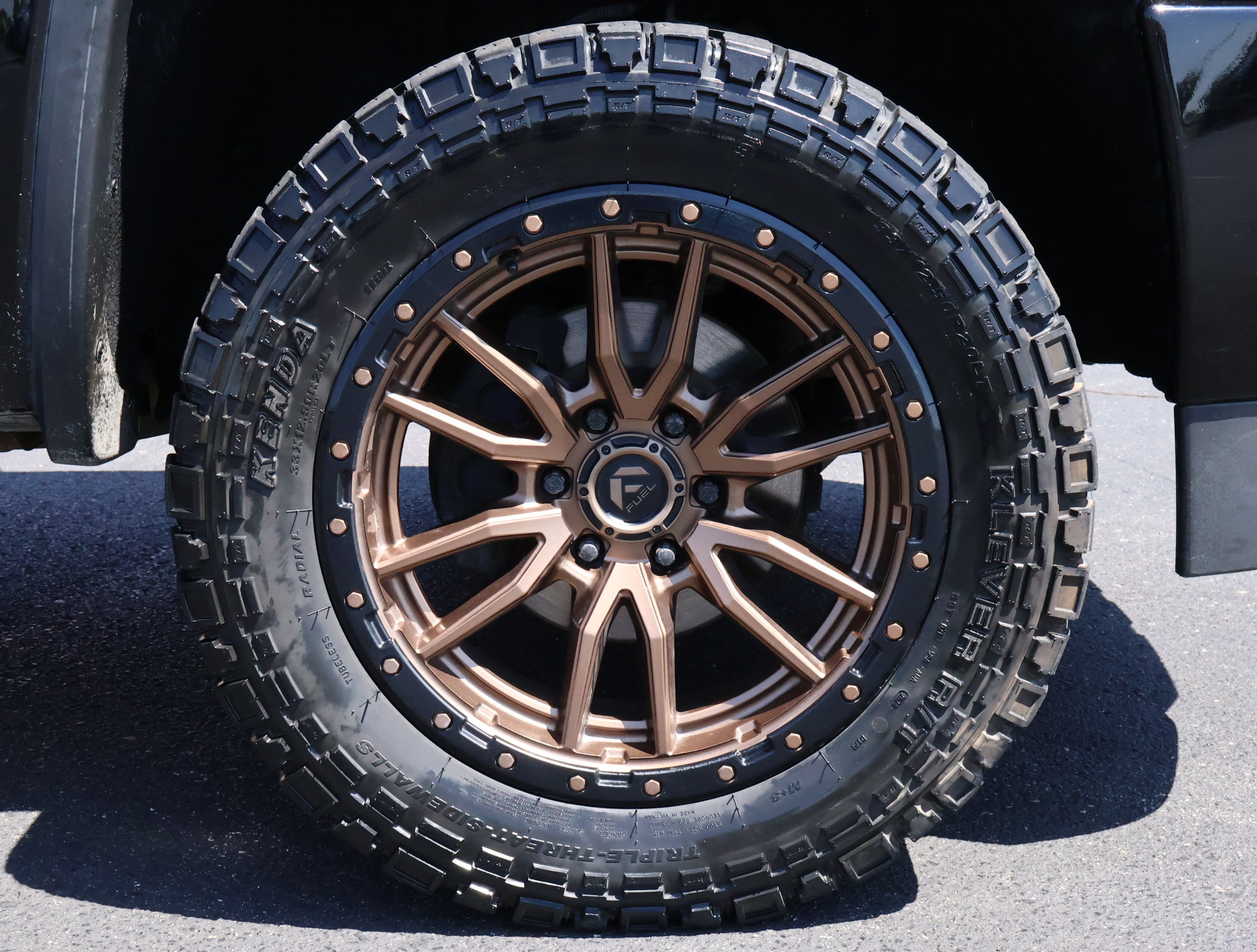 Used 2018 GMC Sierra 1500 SLT AWD/4WD image 23