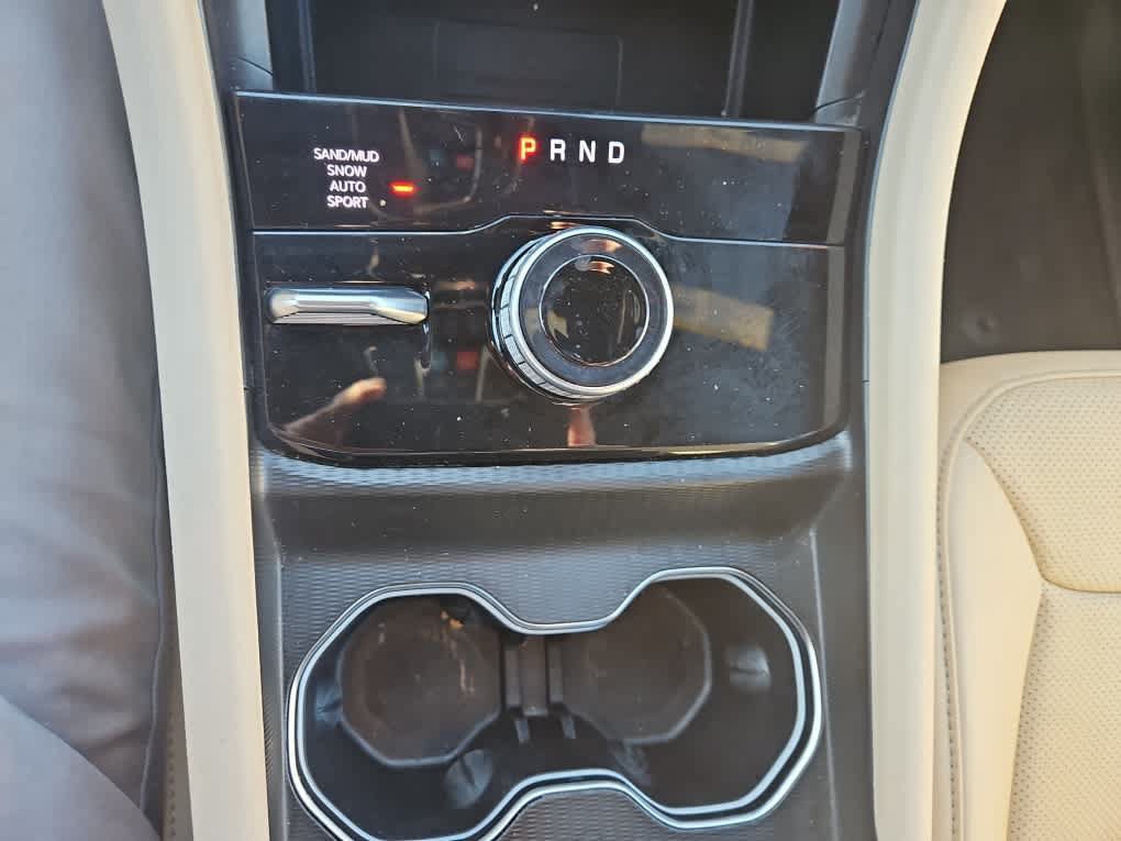 Used 2023 Jeep Grand Cherokee Limited w/ Luxury Tech Group II AWD/4WD image 16