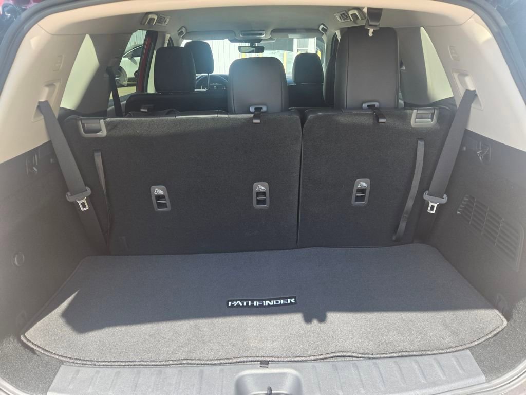 New 2026 Nissan Pathfinder SL w/ SL Premium Package FWD image 24
