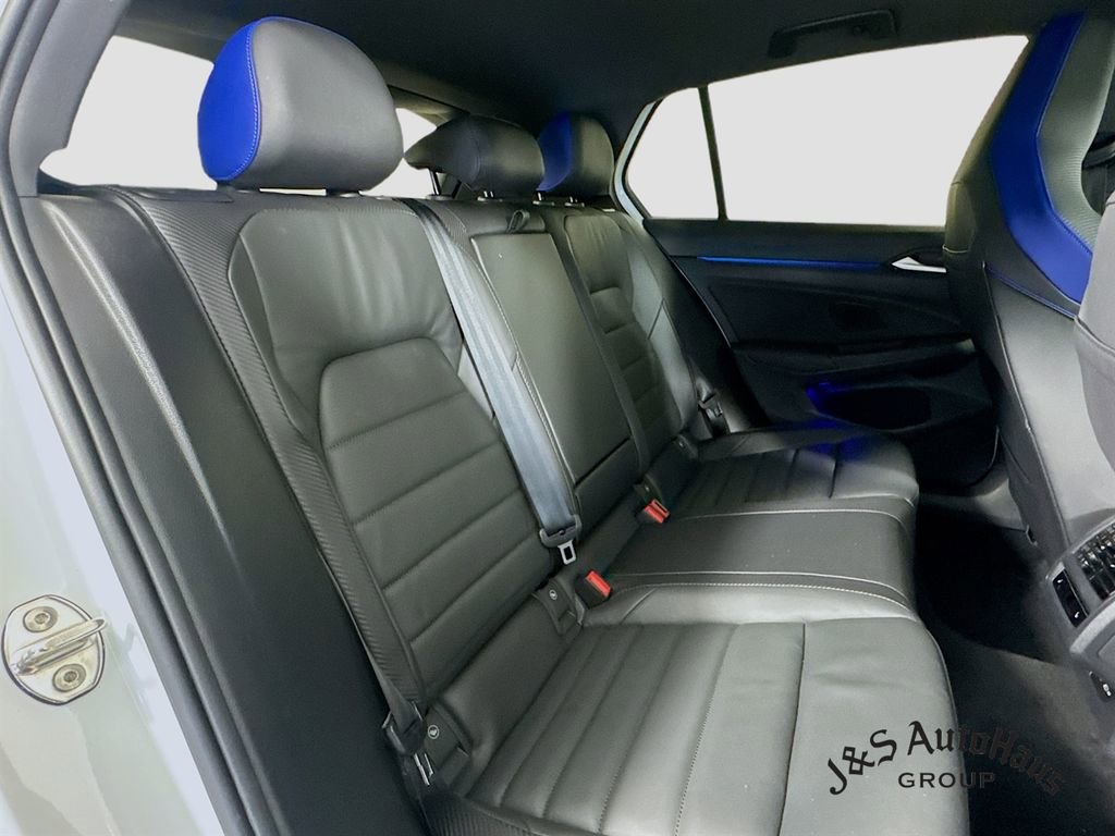 Used 2022 Volkswagen Golf R image 35
