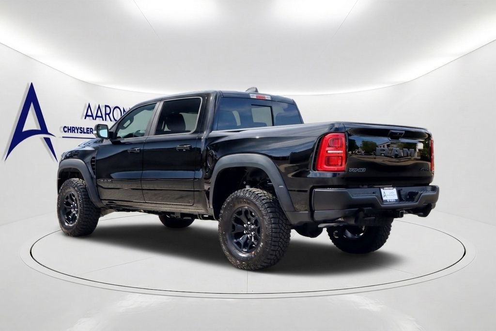 Used 2024 RAM 2500 Limited AWD/4WD image 7
