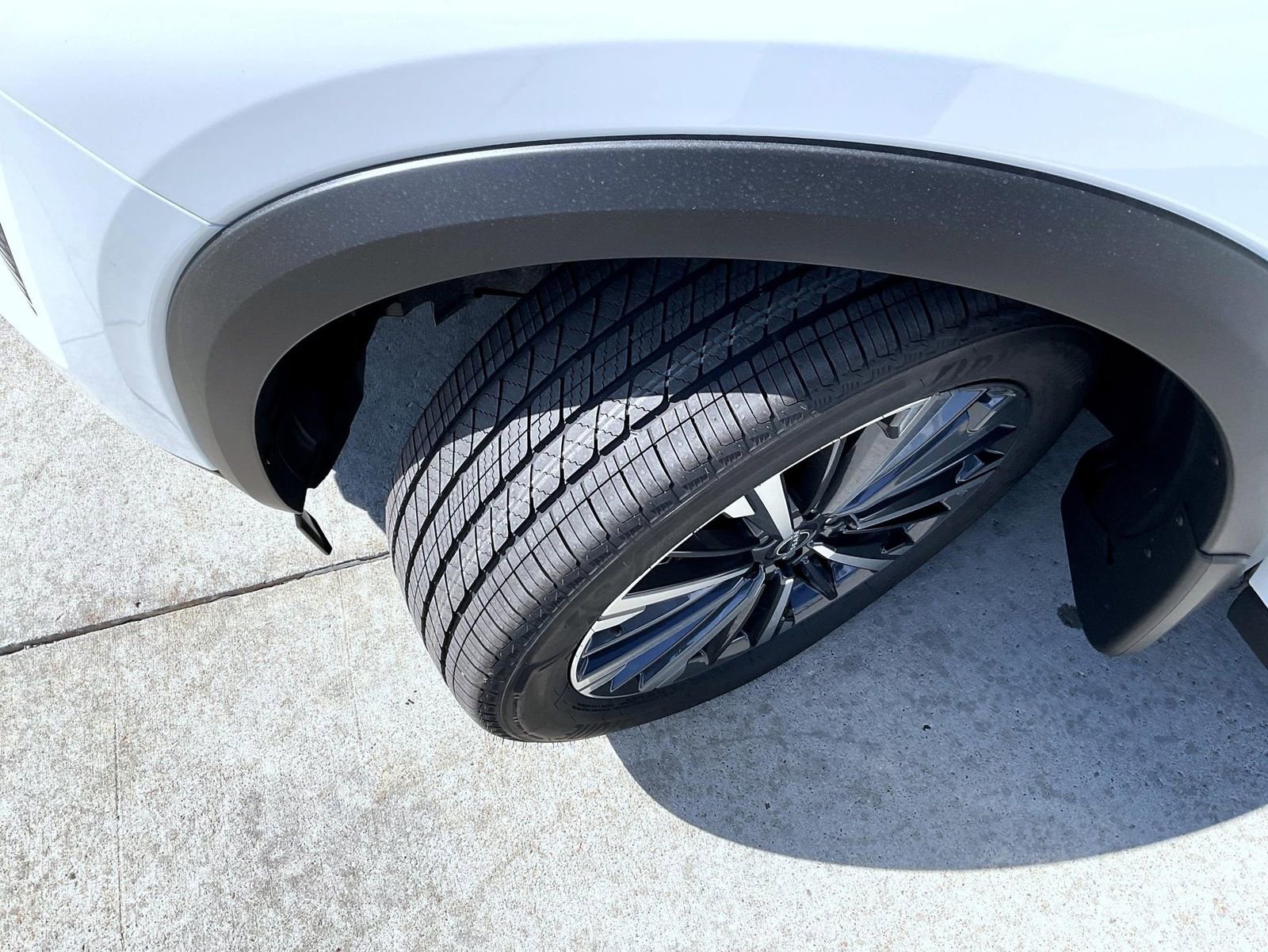New 2026 Nissan Pathfinder Platinum AWD/4WD image 25