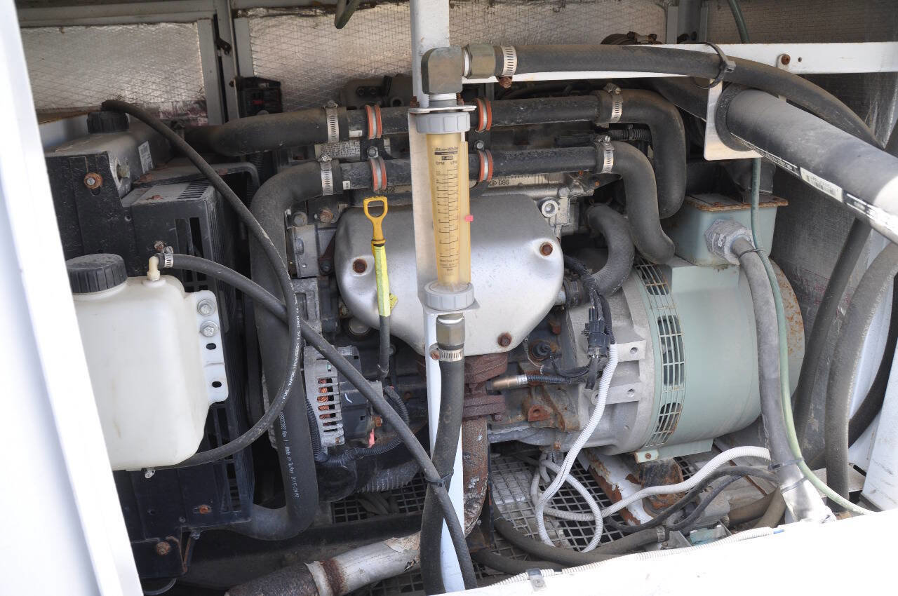 Used 2013 Ford E-250 and Econoline 250 RWD image 21
