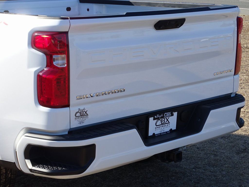 Used 2024 Chevrolet Silverado 1500 Custom image 30