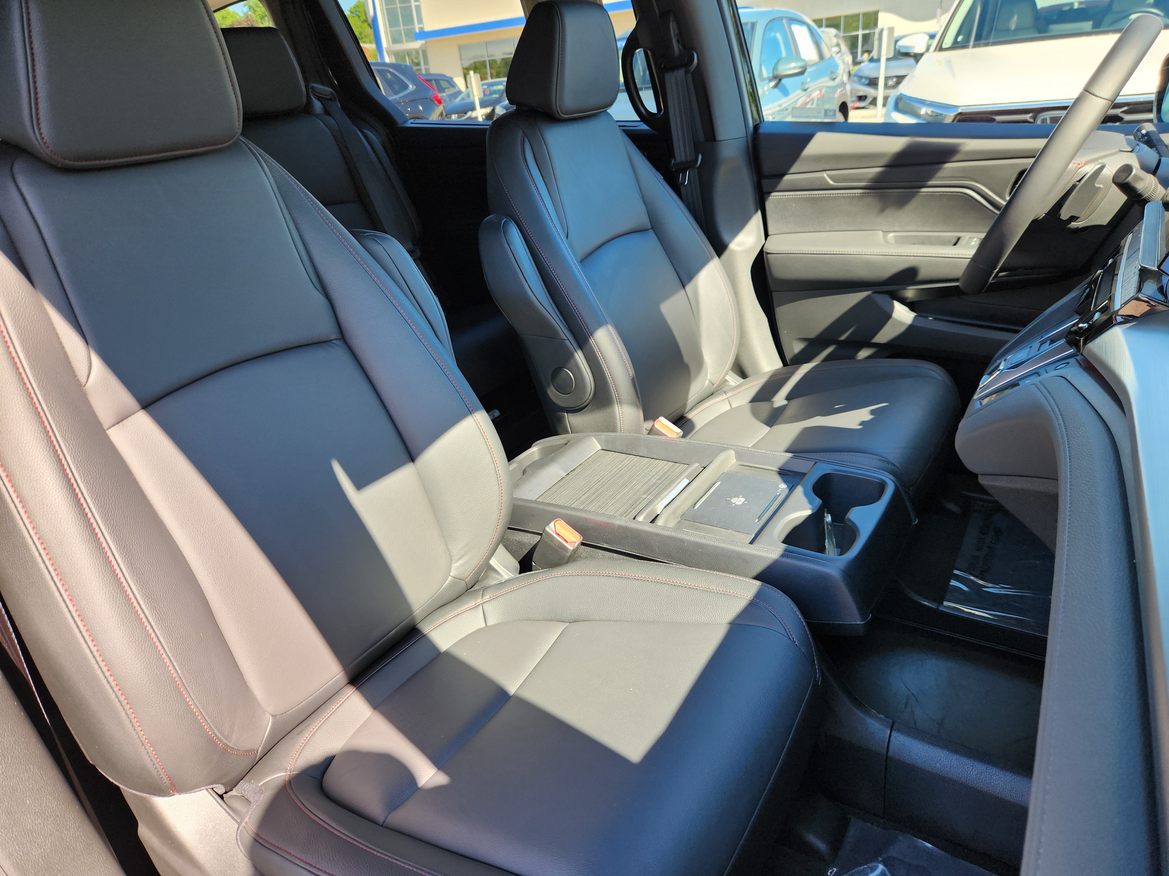 Certified 2025 Honda Odyssey Sport-L image 14