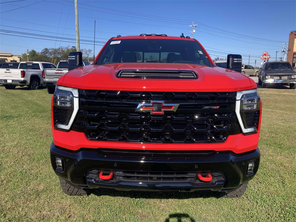 New 2026 Chevrolet Silverado 2500 ZR2 image 9