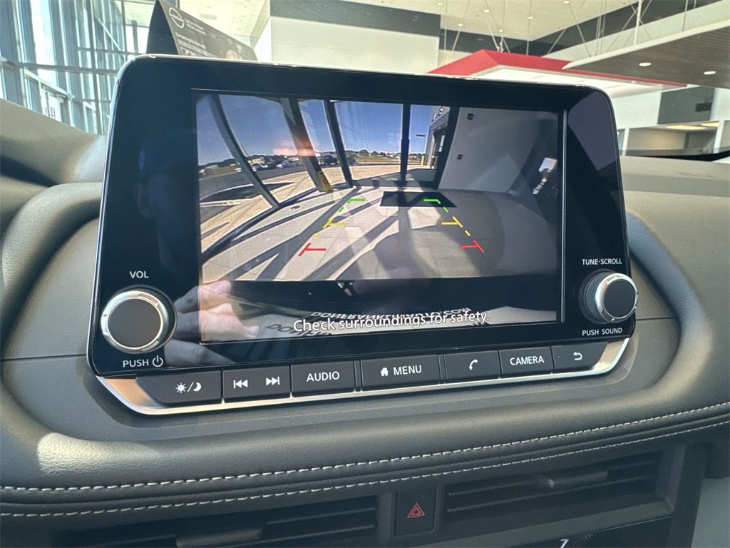 New 2026 Nissan Rogue S image 9