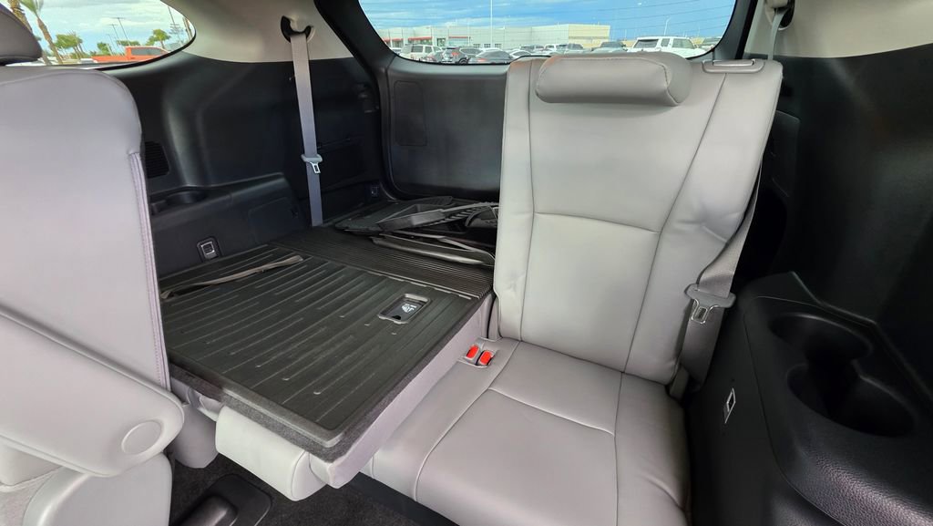 Certified 2024 Toyota Highlander XLE image 22
