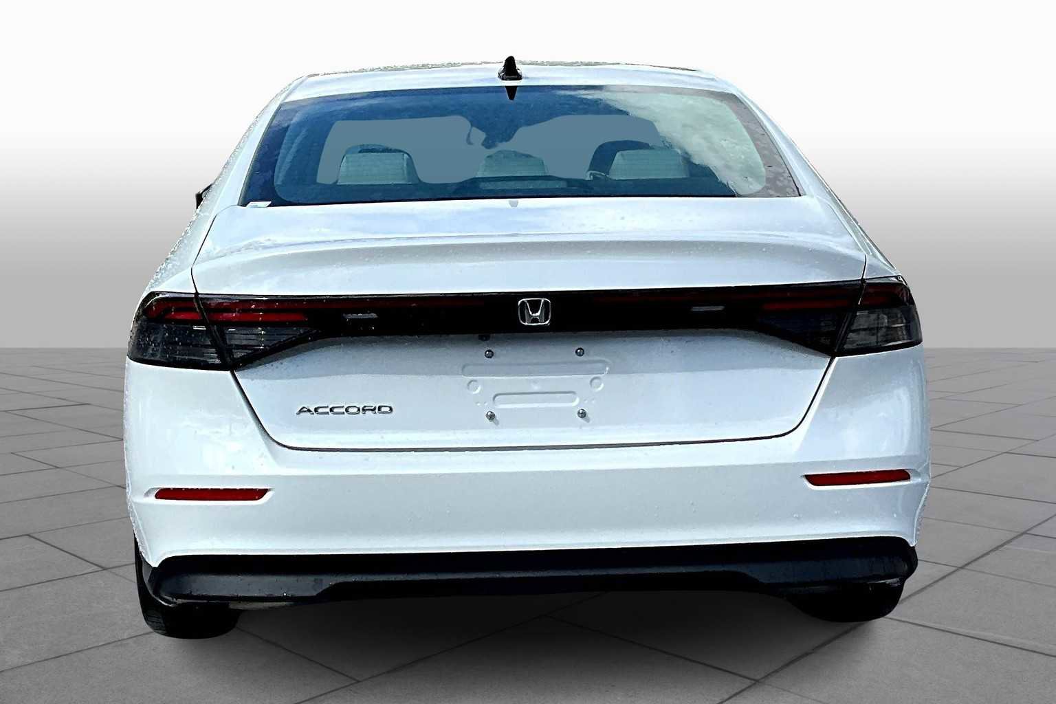 New 2025 Honda Accord SE image 4