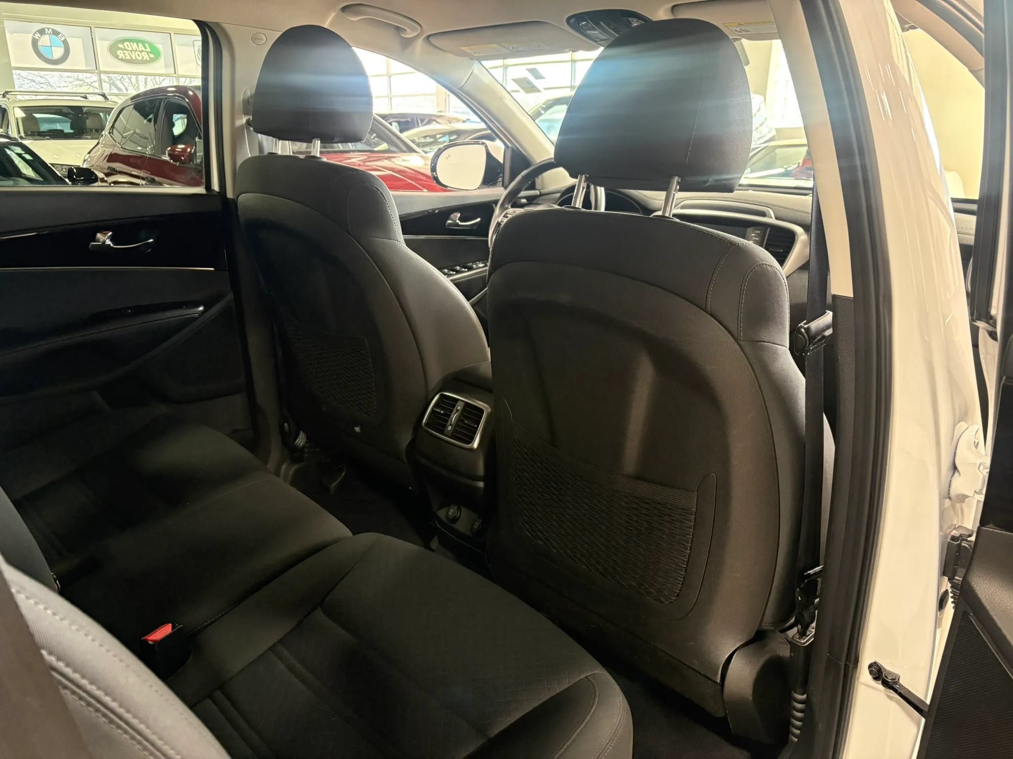 Used 2020 Kia Sorento LX w/ LX I4 Convenience Package AWD/4WD image 24
