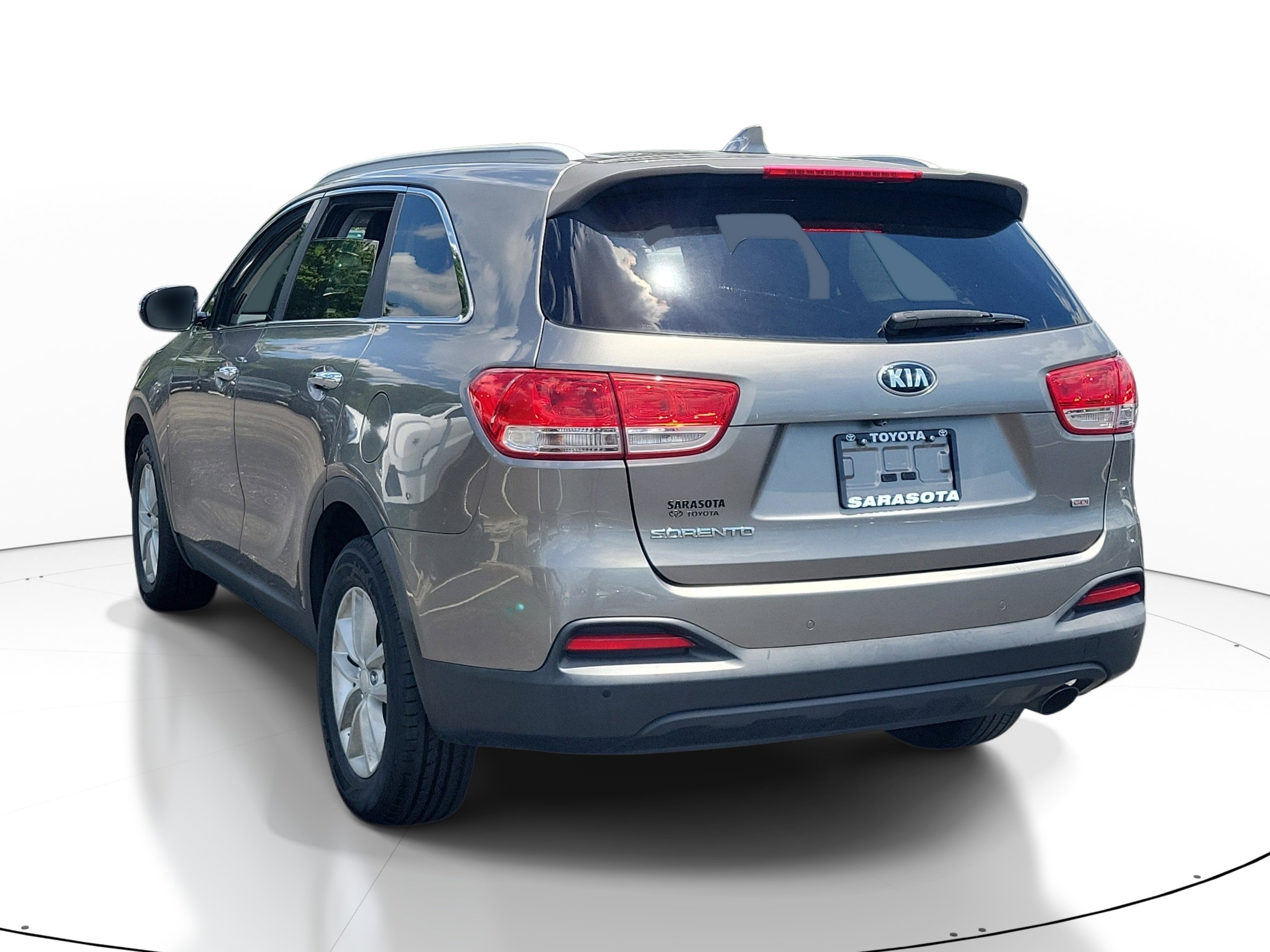 Used 2016 Kia Sorento FWD w/ LX Convenience Package image 4