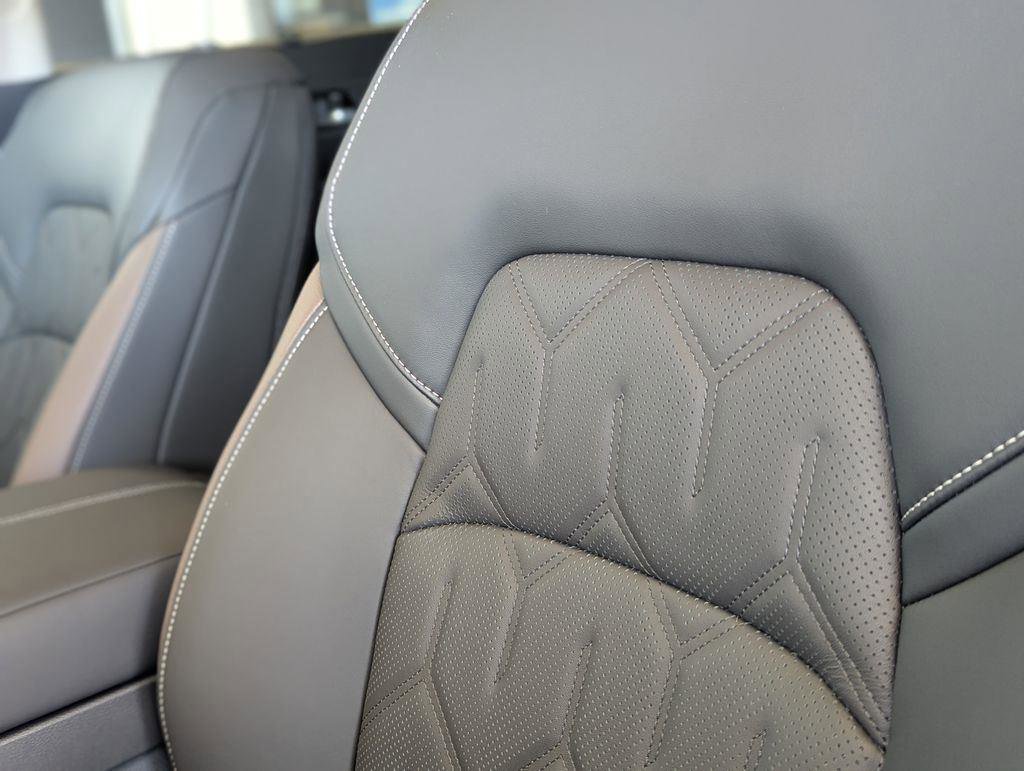 New 2026 Nissan Pathfinder Platinum AWD/4WD image 20