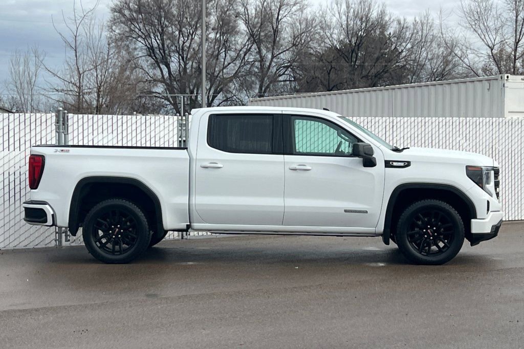 Used 2023 GMC Sierra 1500 Elevation w/ Preferred Package image 3