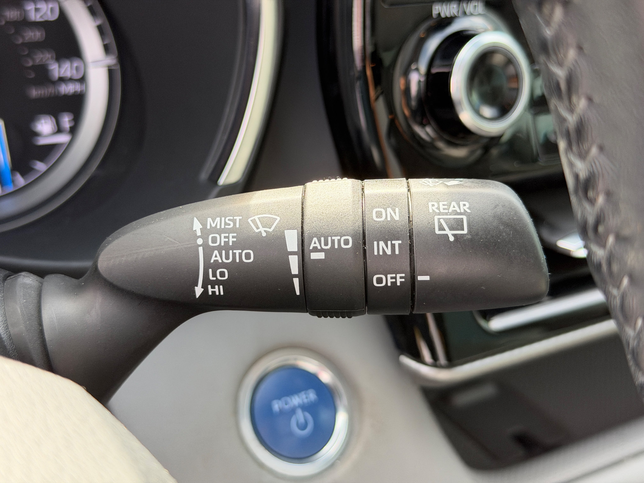 Used 2020 Toyota Highlander Platinum AWD/4WD image 13