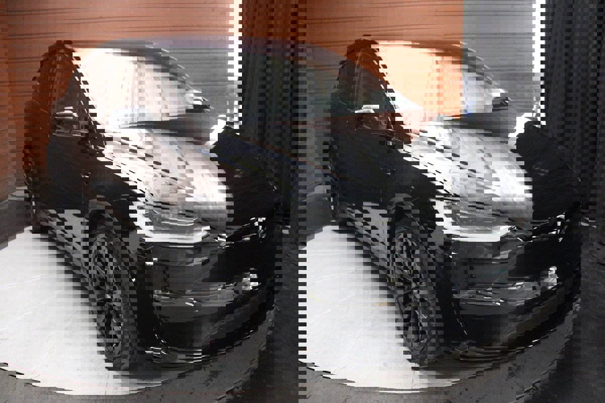 Used 2022 Tesla Model X 5 Seater AWD image 30