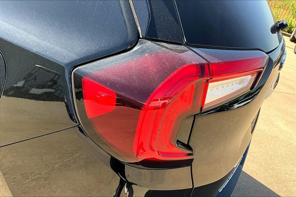 Used 2023 GMC Terrain SLT image 37