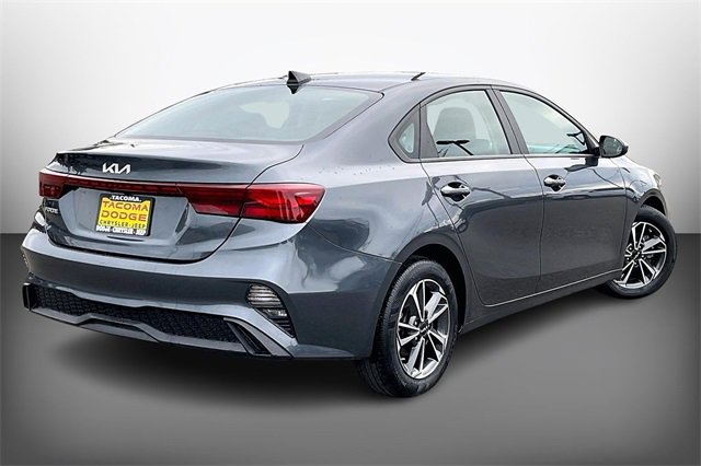 Used 2023 Kia Forte LXS image 13