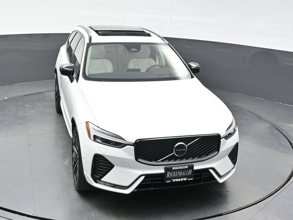 New 2026 Volvo XC60 B5 Ultra w/ Climate Package AWD/4WD image 32