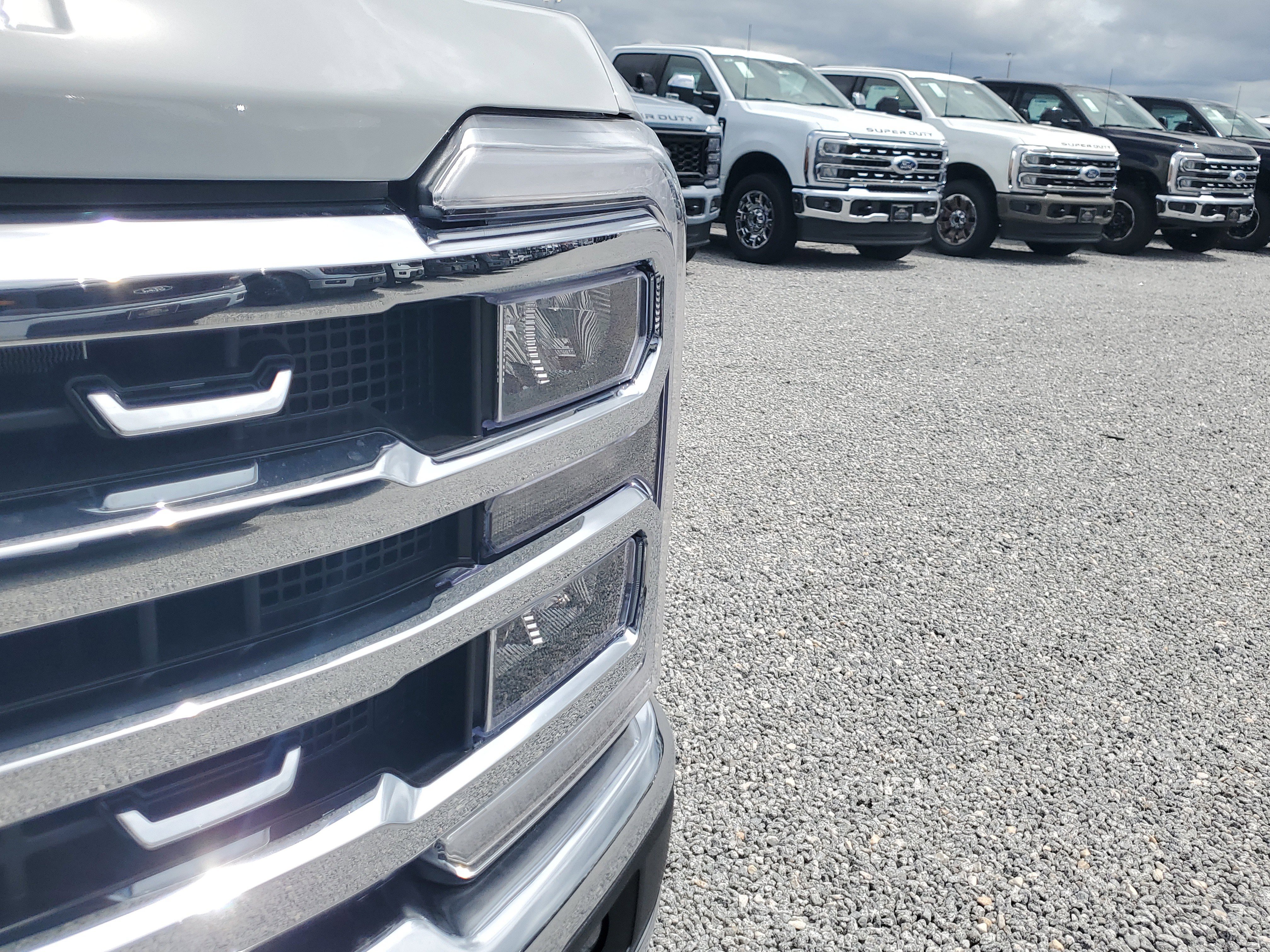 New 2026 Ford F250 Lariat w/ Lariat Ultimate Package image 4