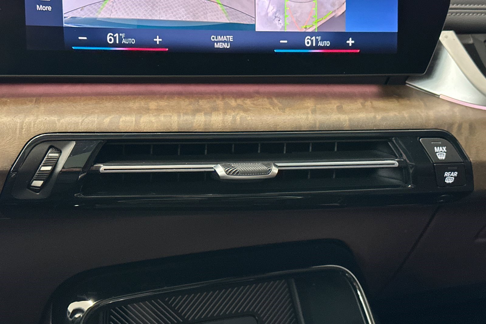 Certified 2023 BMW X1 xDrive28i w/ Premium Package image 24