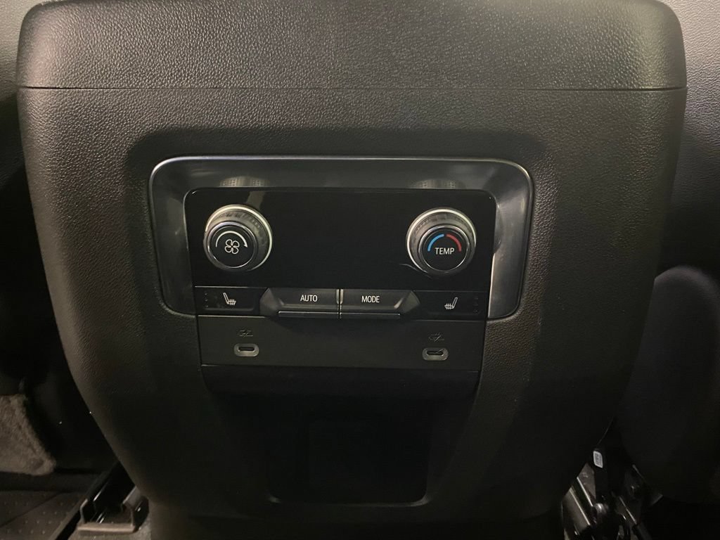 Used 2022 Chevrolet Tahoe High Country AWD/4WD image 28